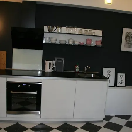 Thehousecologne *