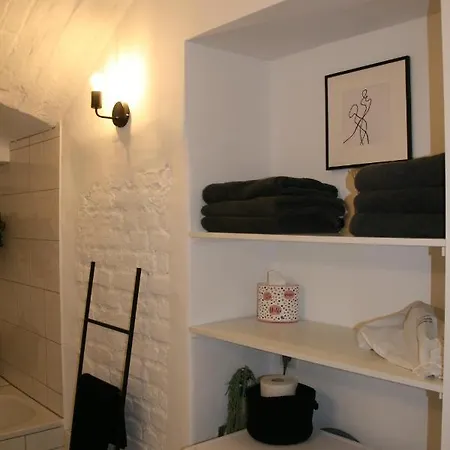 Thehousecologne *